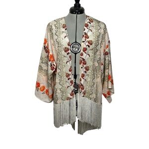 Taylor & Sage Floral Patterned Kimono w/White Fringe hemline Sz M/L